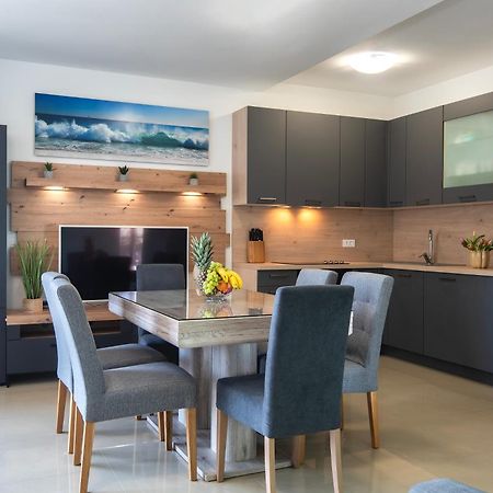 Apartment Klara Pjescana Uvala Zewnętrze zdjęcie